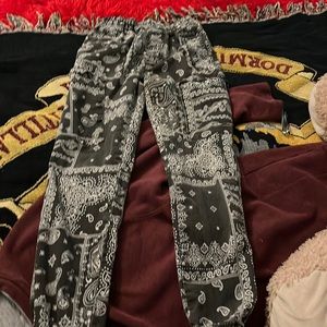 if nobody buys it i will have to give it to goodwill or throw it away